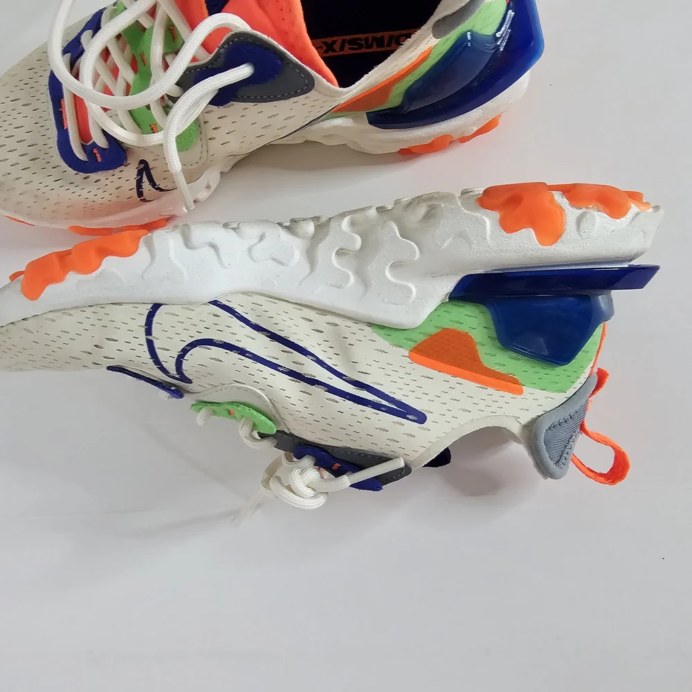 Nike Orange and Blue Athletic Shoes with Streamlined Design - Picture 4 of 9